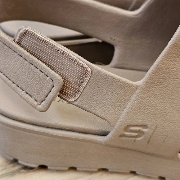 Skechers Arch Fit Footsteps Sandals Tan  Day Dream Womens Size 7 - Picture 6 of 8